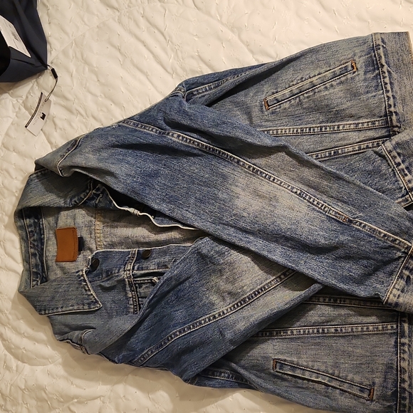 Gap Jean jacket size large - Picture 3 of 7